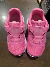 Under Armour Toddler sneakers size 7