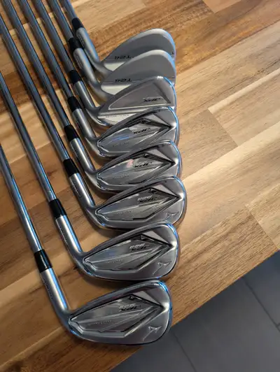 Mizuno JPX 923 Irons & T24 Wedges, View more