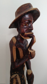 UNIQUE HAND CARVING  SCULPTURE of  Old Jamaican Man Smoking Pipe