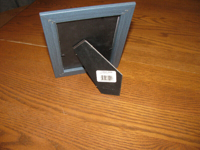 4 X 6  PICTURE FRAMES in Home Décor & Accents in Norfolk County - Image 3