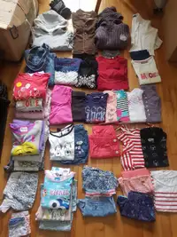 Lot de 50 vêtements 4 à 6 ans / Lot of 50 kids clothes 4-6 years