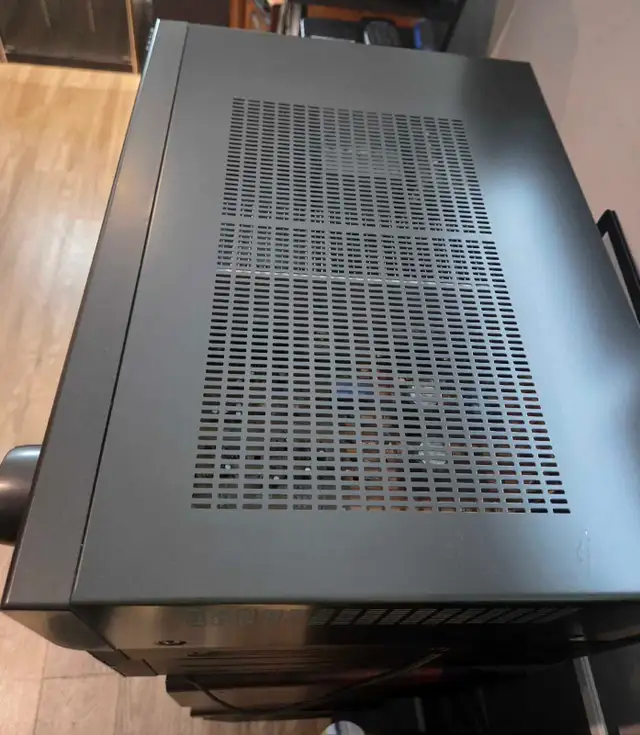 Technics SA-EX300 AV Control Stereo Receiver in Stereo Systems & Home Theatre in Oshawa / Durham Region - Image 6
