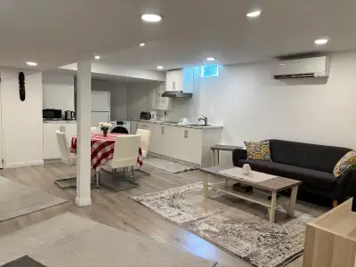 Beautiful Fully Furnished 2-Bedroom Basement for Rent | Bathurst & Centre | Walk to Promenade Mall L...