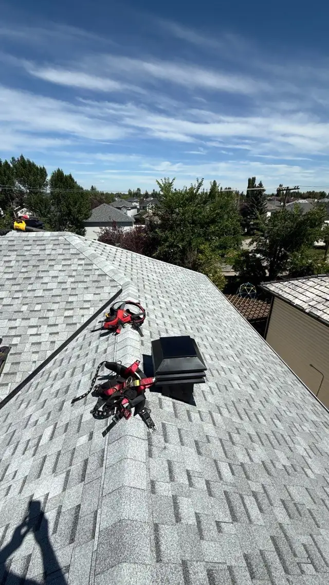 Professional Roofing Services – Free Estimates! in Roofing in Calgary - Image 6