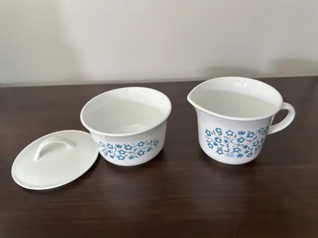 Corelle Mugs (12) and Sugar bowl and creamer in Kitchen & Dining Wares in City of Toronto - Image 4