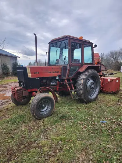 1981 800 Belarus new batteries, alternator, amd starter. 80hp, good cab, works great. Asking $4500,...