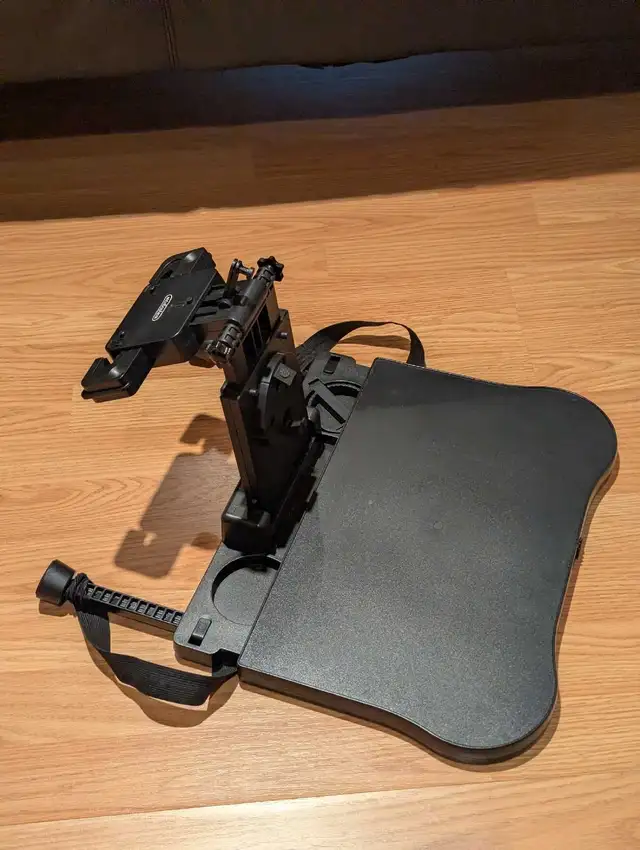 Fold-Up Car Tray with tablet mount and cup holders in Strollers, Carriers & Car Seats in Ottawa - Image 3