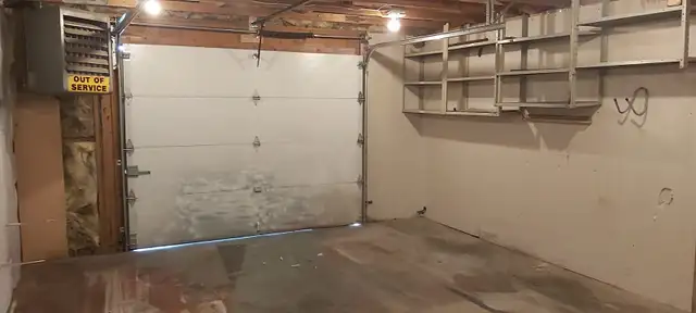 Detached Single Garage for Rent (1)