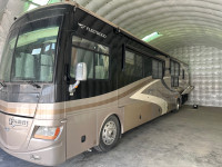 2007 fleetwood discovery 40X