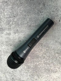 Sennheiser E822S Dynamic Handheld Vocal Microphone