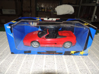 UT Ferrari F355 Spider 1:18 scale diecast car in original box