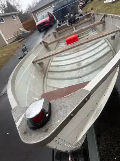 Hard to find a big wide deep aluminum boat like this. It needs paint thats why its priced at 4500 Tr...
