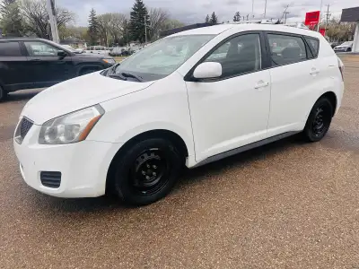 2010 Pontiac Vibe same Engine in Toyota Matrix Carfax available Ac blowing cold All Wheel Drive Acti...