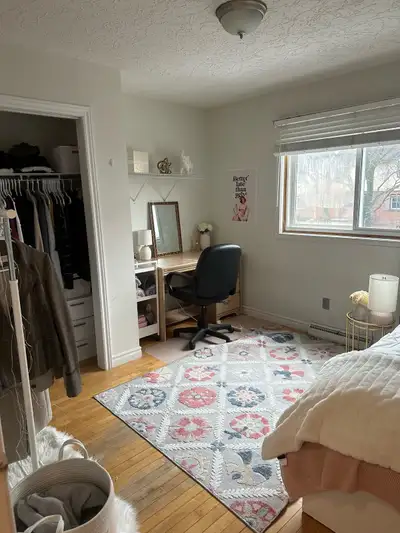Rooms for Rent – 5-Minute Walk to the University of Waterloo and T&T Supermarket Your roommates are...