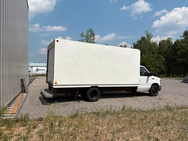 2016 Ford E350 cube Van in Cars & Trucks in Peterborough - Image 3