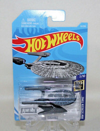Hot Wheels - Star Trek - USS Vengeance Toy - BRAND NEW