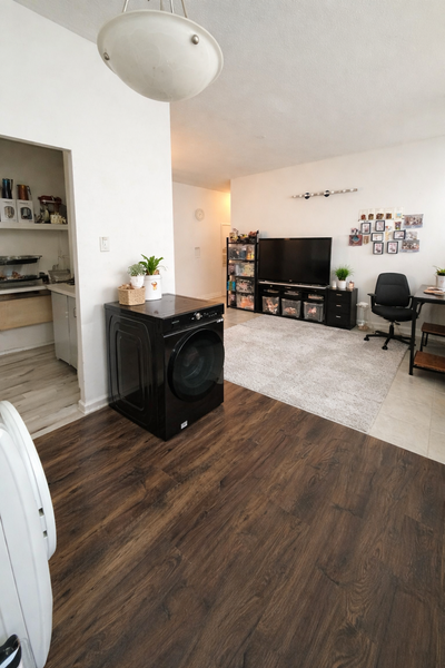 1 bedroom in a 2 bedroom apartment available Female roommate only. Room A (pink) available Furniture...