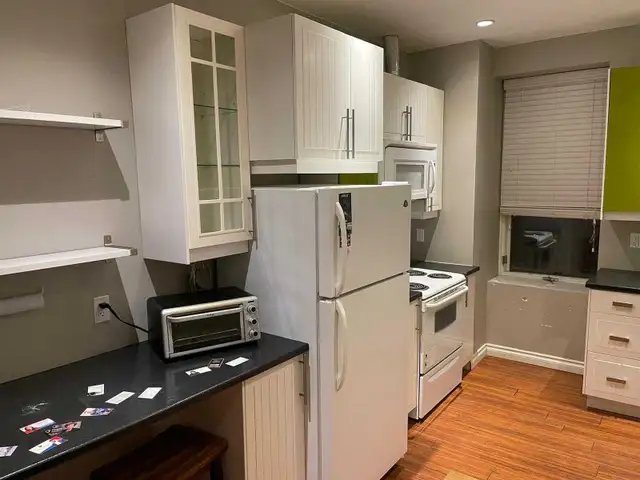 Room for rent students Brantford downtown