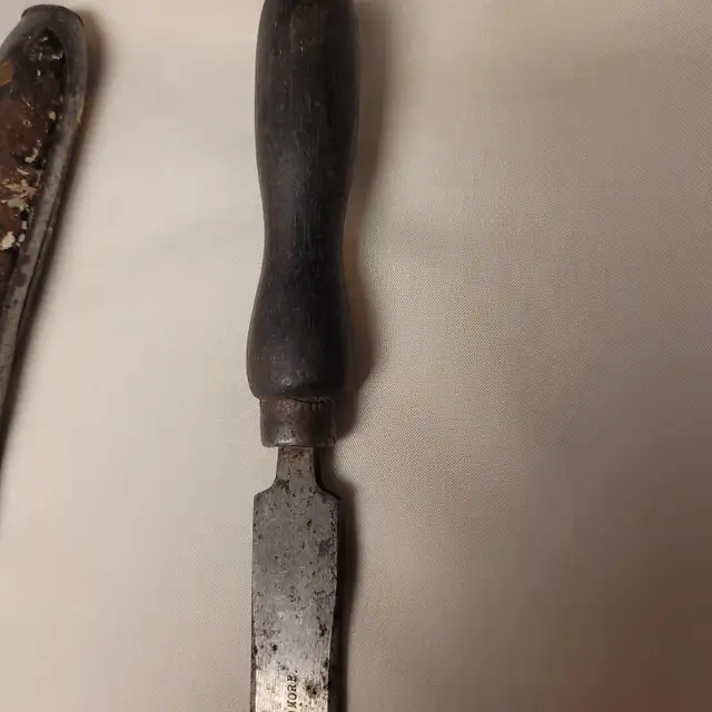 SET OF VINTAGE AUTOMOTIVE TOOLS - VERY EARLY in Arts & Collectibles in Bedford - Image 4