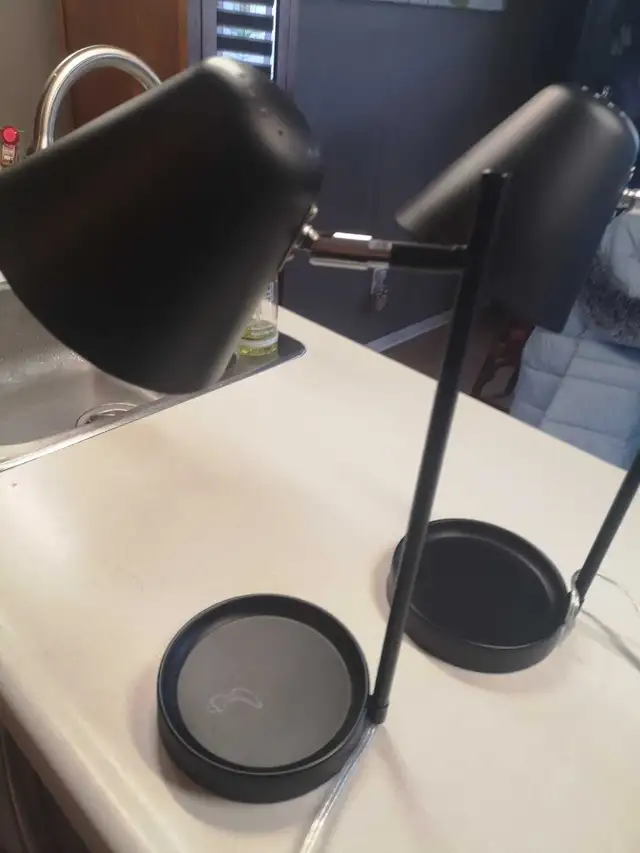 Lampe de chevet in Indoor Lighting & Fans in Laval / North Shore - Image 2