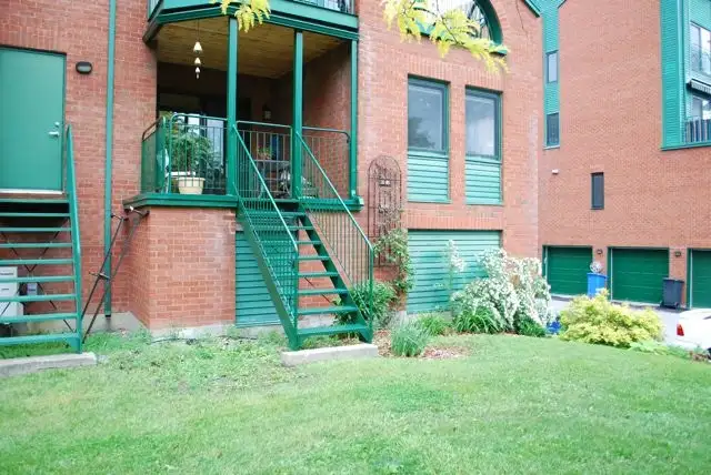 Beautiful Condo Nuns island, Magnifique sur l'île des Soeurs in Condos for Sale in City of Montréal - Image 3
