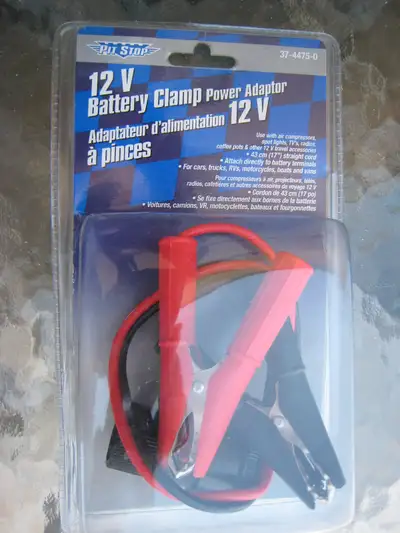 Pit Stop 12 v battery clamps to car cigarette lighter socket power adapter. 43 cm long. Excellent co...