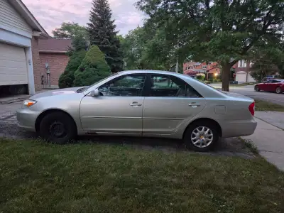 2003 Toyota Camry CA$1,200 About this vehicle Driven 237,017 km Automatic transmission Exterior colo...