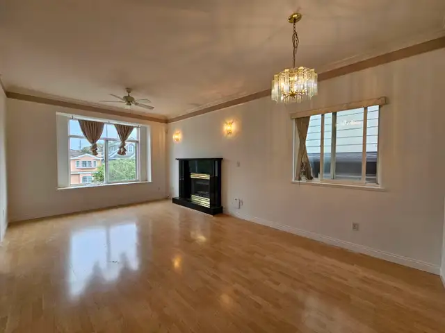 Vancouver 3 Bedrooms House Up for rent! Double Garage Included! in Long Term Rentals in Vancouver - Image 3