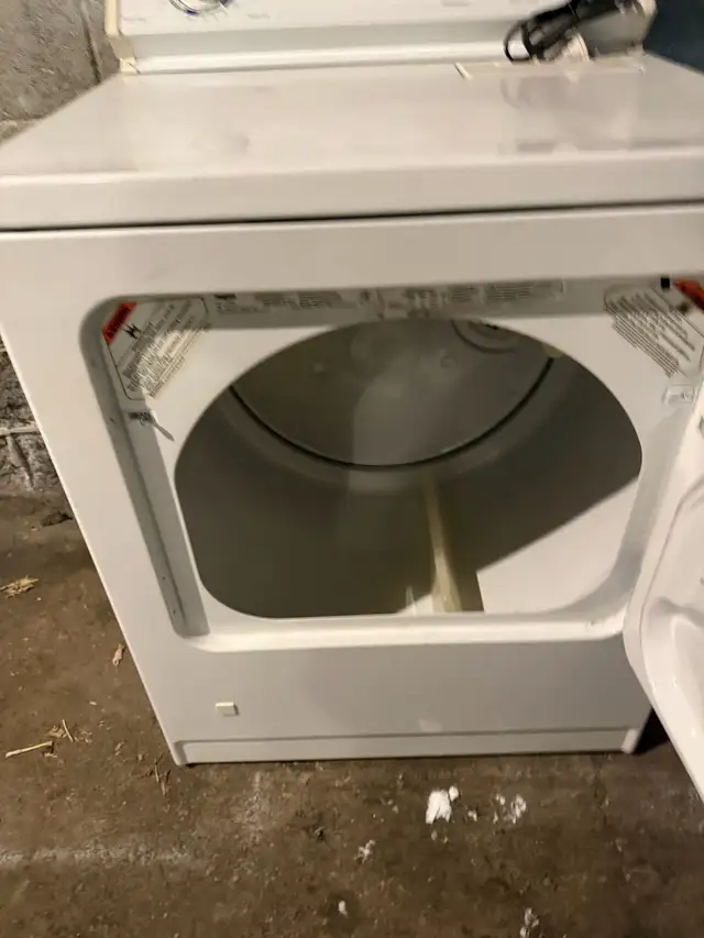 gas dryer  in Washers & Dryers in Ottawa - Image 5