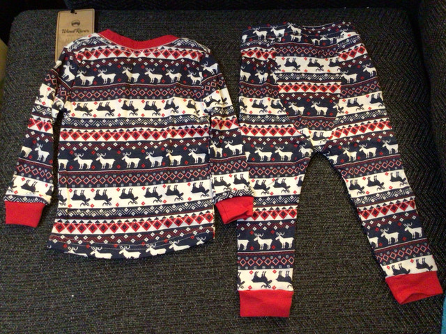 WindRiver  Heritage Baby 2 piece pyjamas  Size 12-18  in Clothing - 12-18 Months in Kitchener / Waterloo - Image 2