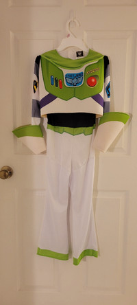 Buzz Lightyear costume size 4-6 years old