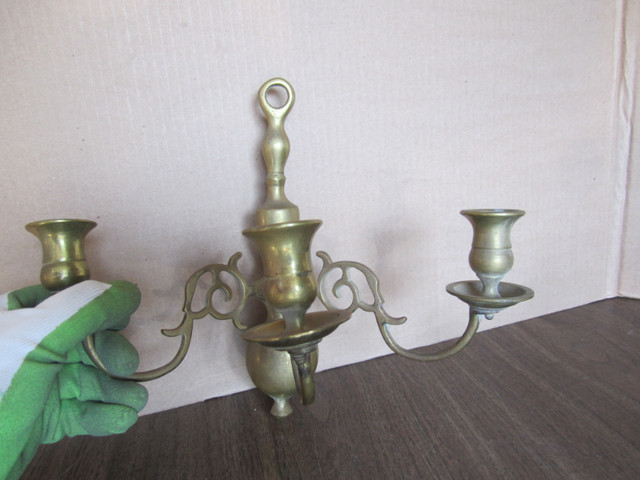 Vintage Brass Wall Sconce Candle Holder Double Arm Set of 2 in Home Décor & Accents in Markham / York Region - Image 2