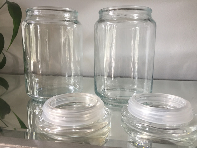 Glass jars with suction lids in Kitchen & Dining Wares in Mississauga / Peel Region - Image 2