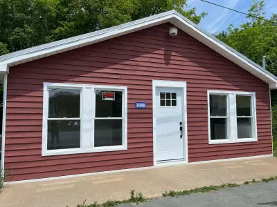 Senior Living  – One Level – Newly Renovated House