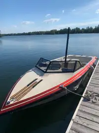 "RARE" VERY NICE CHAMPIONSHIP SKI BOAT - READY TO GET WET !!!