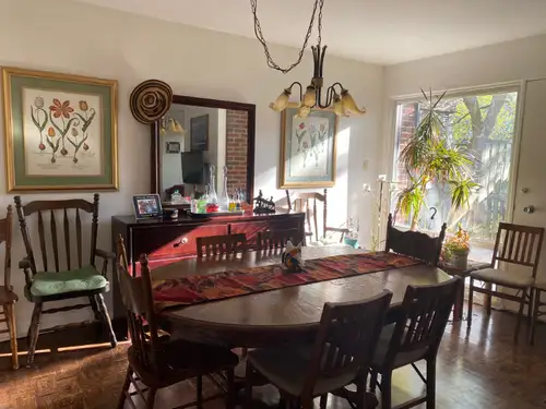 Fully furnished private room w/bathroom (shared with one other female), in fully furnished townhouse...