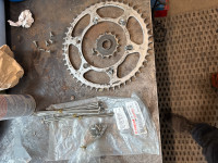 Yamaha TT-R 230 spokes / sprockets 