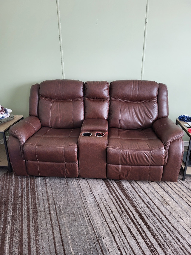 Recliner love seat in Couches & Futons in Charlottetown - Image 2