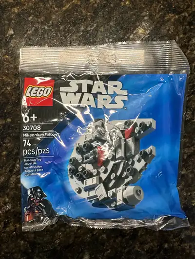 Lego Star Wars Millennium Falcon 30708, View more