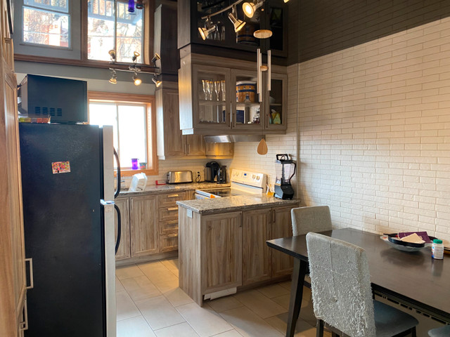 4 ½ rénové à neuf de style condo, situé dans Villeray dans Locations longue durée  à Ville de Montréal