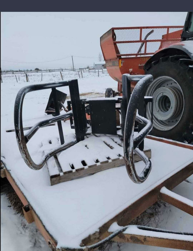 Silage Grabber in Farming Equipment in Regina - Image 3