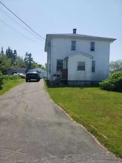 Upstairs apartment for rent in Saint John, NB