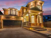 Detached Home in Churchill Meadows