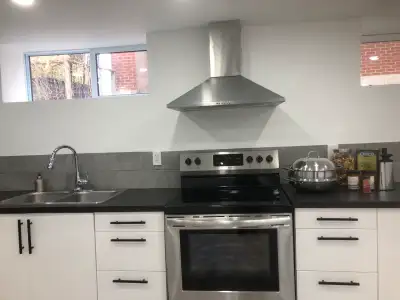 1 bedroom 1 bathroom 41 Belmont ave east