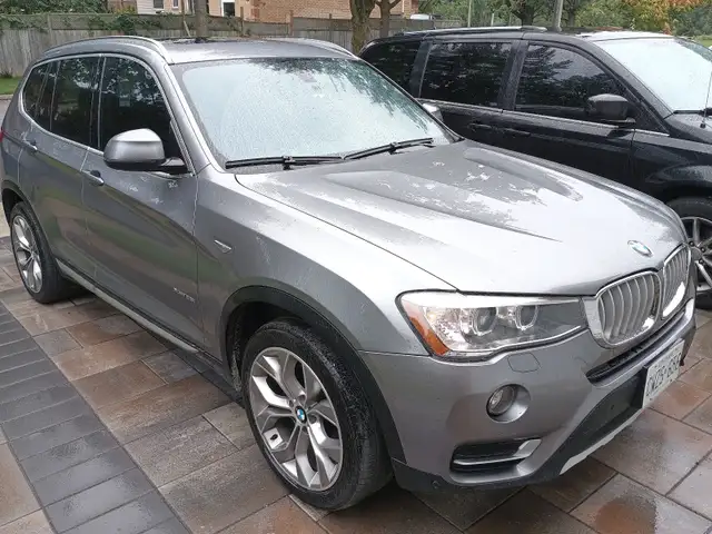 BMW X3 Top Line Model - Fully Loaded - Guaranteed Accident Free