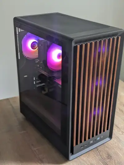 Custom Gaming PC – Ryzen 5 7600X | RX 9060 XT 16GB | DDR5, View more
