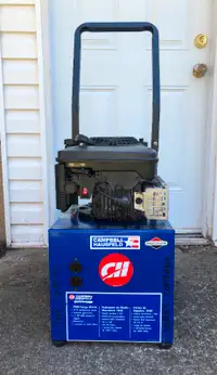 Portable Generator 2500 Watts 5.5 HP 120 Volts LIKE NEW!