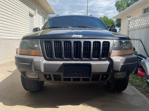 1999 Jeep Grand Cherokee Grey