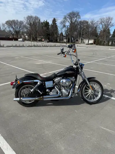 Looking to sell my 2000 Harley Davidson Dyna Super Glide FXD. The bike starts and runs absolutely pe...