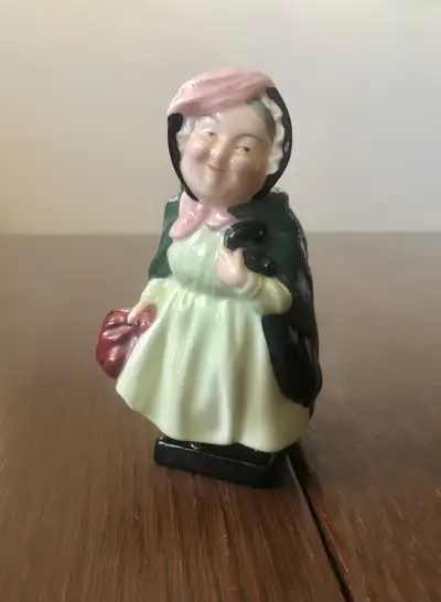 Royal Doulton Collectable Figurine Sairey Gamp Martin Chuzzlewit, View more